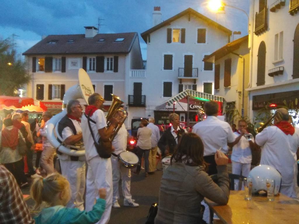 Biarritz Pays Basque - Maison Lucie Екстериор снимка